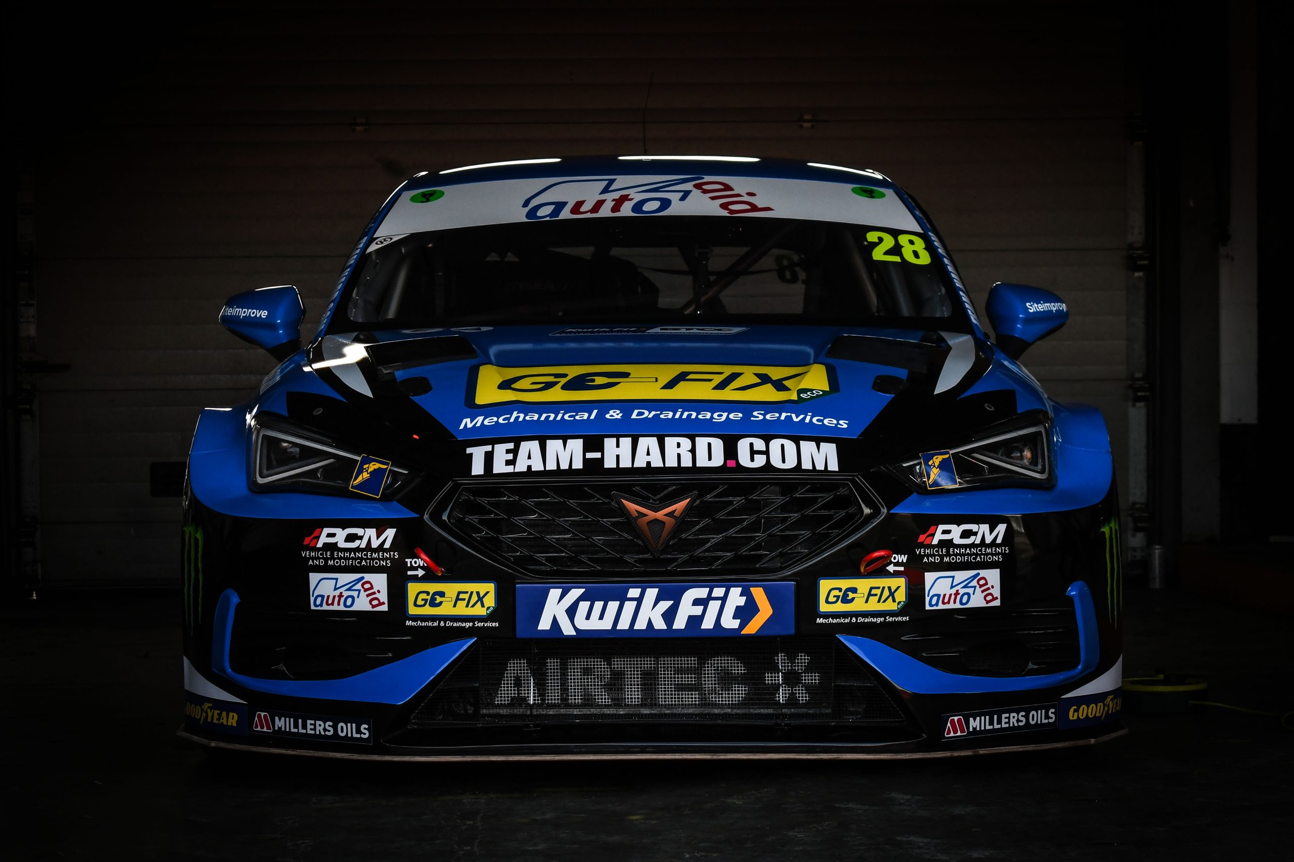 AutoAid Breakdown Re-joins Team HARD Racing for BTCC 2023